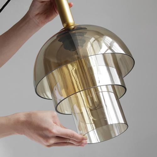 Lámpara colgante con 3 pantallas de cristal